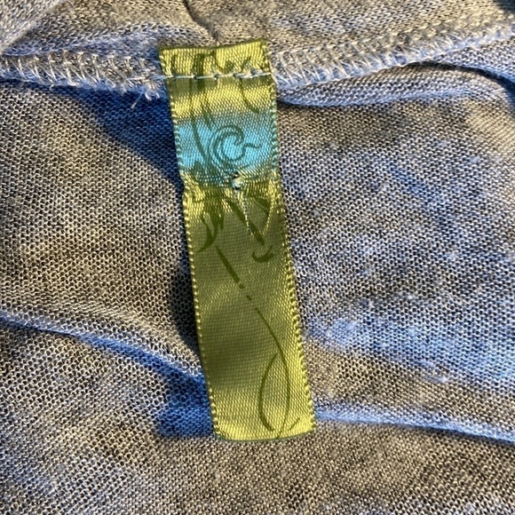 🦄 𝅺Tea n Rose Thin Gray Draped Cardigan with Pockets Medium - Picture 4 of 10